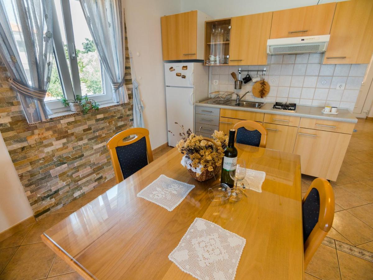 Apartmani Maslina Lun  Bagian luar foto