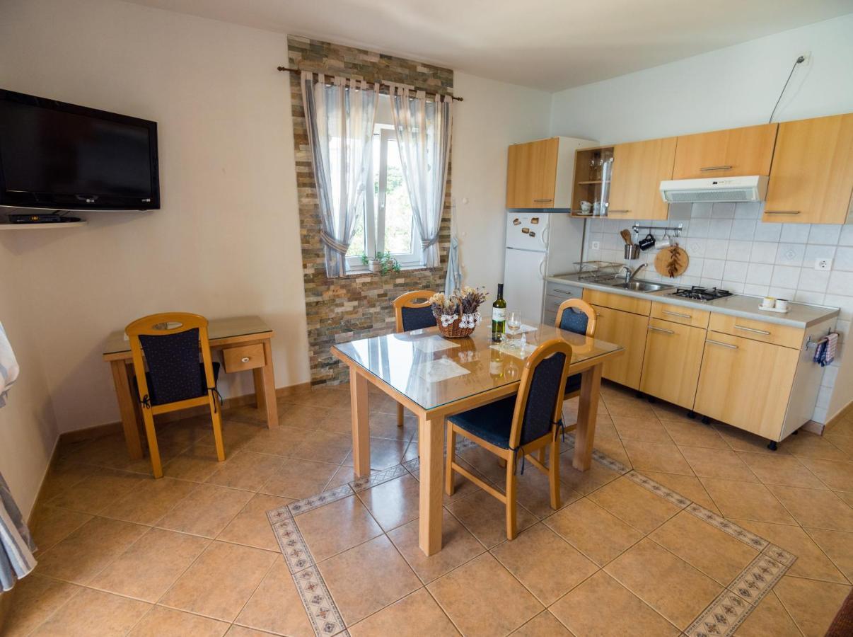 Apartmani Maslina Lun  Bagian luar foto